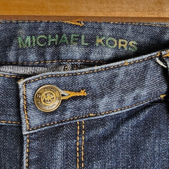 Michael Kors Jeans Flared Legs Dark Wash Denim Mid Rise Cotton Blend Stretch 8 - Picture 4 of 15